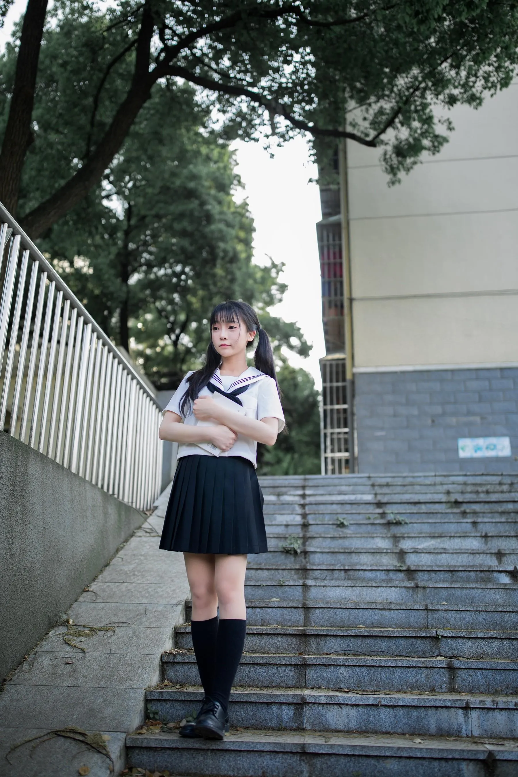 [YITUYU艺图语]2022.01.29 放学后 欣欣 [43P]插图7